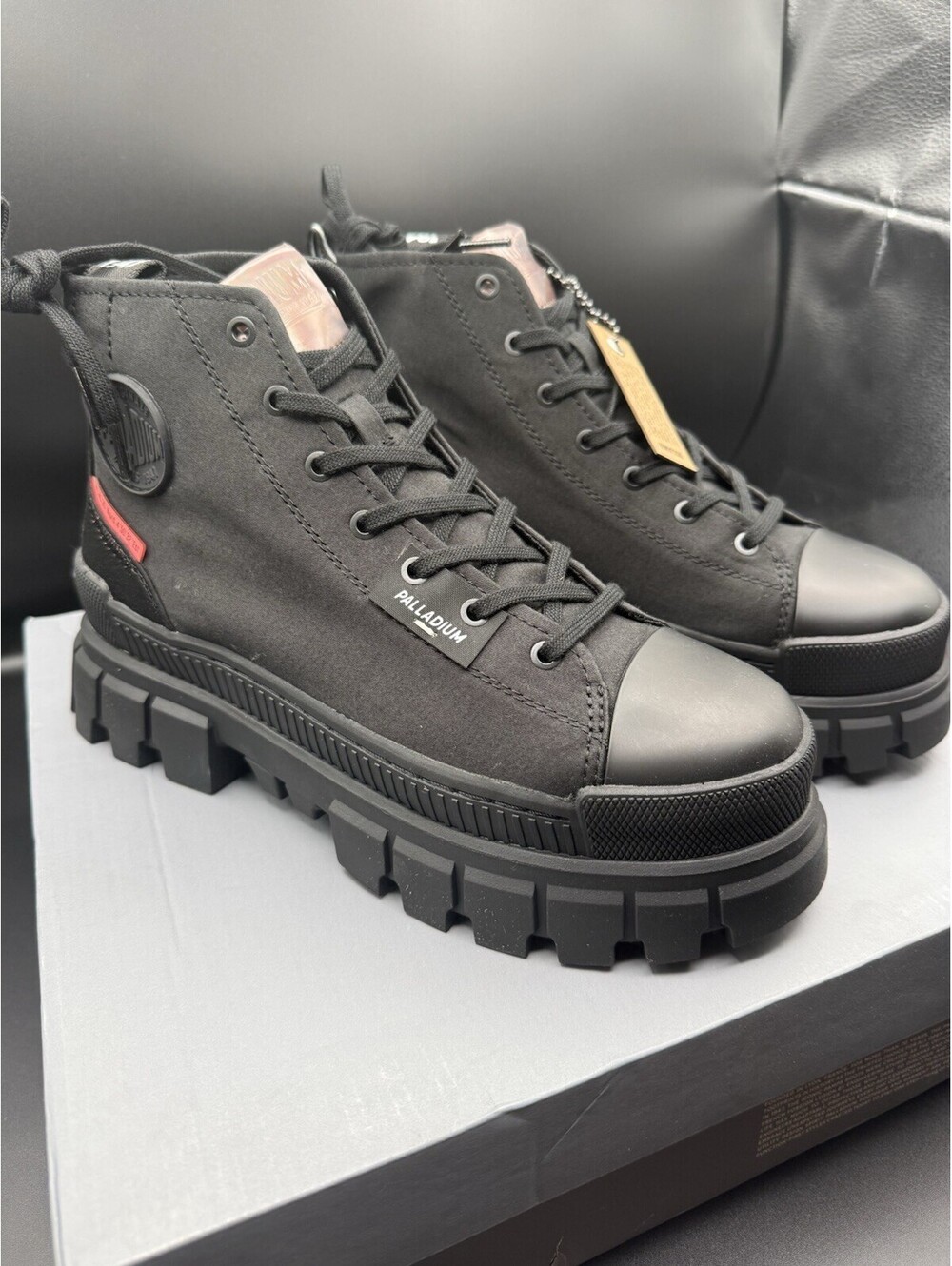 Palladium Revolt Hi TX Black Women’s US Size 9M Platform Boots